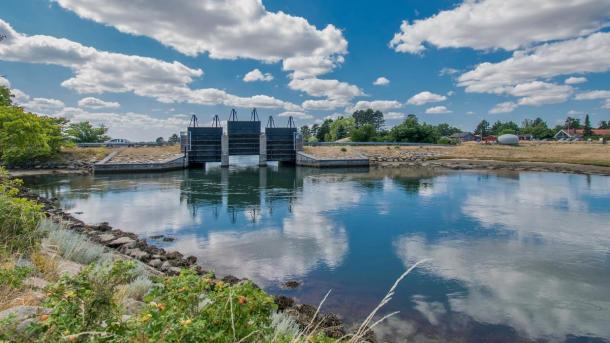 Slusen ved Norsminde Fjord