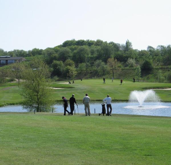 Golf ved Horsens Golfklub i Kystlandet