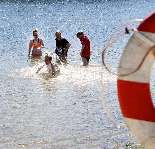 Redningskrans ved badesøen Ring Sø uden for Brædstrup ved Horsens - en del af Destination Kystlandet